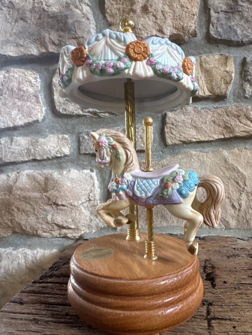 Carousel Horse & Parasol Willitts Group Merry Widow Waltz Lefton VIDEO Tested Wo